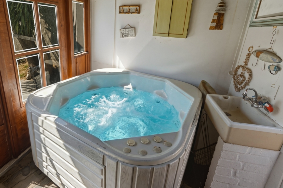 4 Bedroom Property for Sale in Bay Park Western Cape